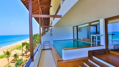 Pandanus Beach Resort & Spa